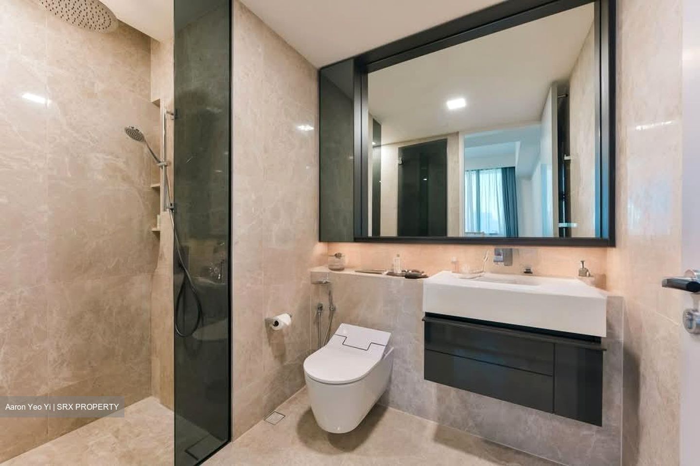 Riviere  (D3), Condominium #586877491